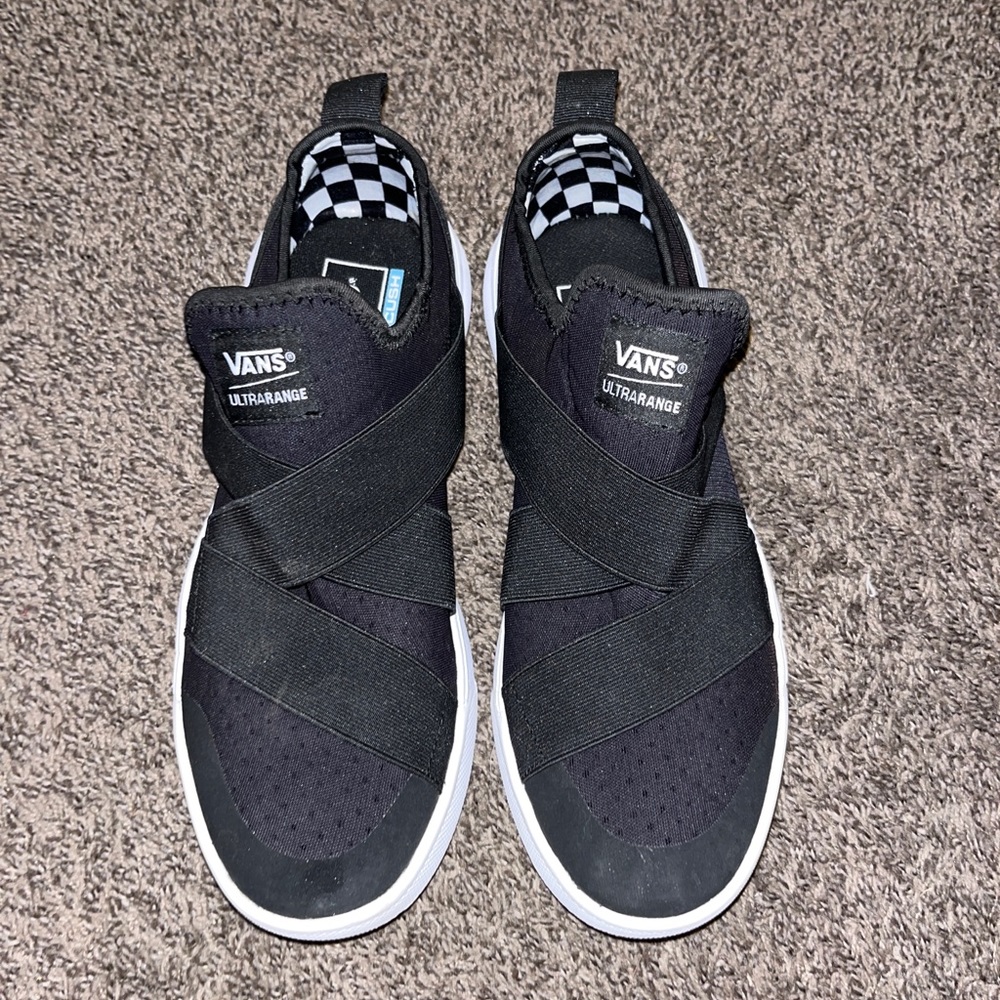 Vans women’s  Ultra Range gore sneakers